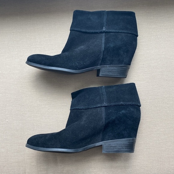 Franco Sarto Mako Black Suede Booties - Picture 1 of 9